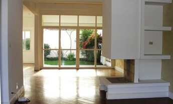 Imagem: 4 dormitórios, 4 suíte, 7 banheiro, 3