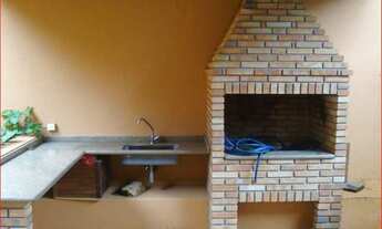 Imagem 2: 4 dormitórios, 4 suíte, 5 banheiro, 3 vagas na garagem, 360M² de Área Construída