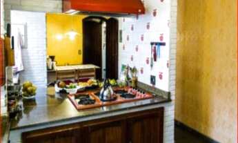 Imagem: 4 dormitórios, 2 suíte, 4 banheiro, 3