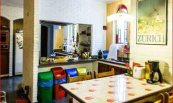 Imagem 4: 4 dormitórios, 2 suíte, 4 banheiro, 3 vagas na garagem, 329M² de Área Construída