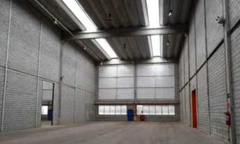 Imagem 2: 3 banheiro, 2 vagas na garagem, 1320M² de Área Construída, 1320M² de Área Total