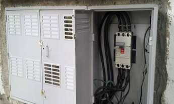 Imagem 3: 4 banheiro, 5 vagas na garagem, 1304M² de Área Construída, 1304M² de Área Total