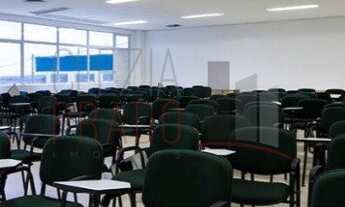 Imagem 4: 3 banheiro, 4 vagas na garagem, 1227M² de Área Construída, 1227M² de Área Total