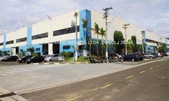 Imagem: 10 vagas na garagem, 2713M² de Área Construída