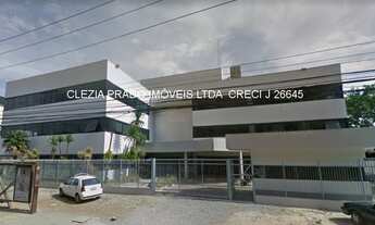 Imagem: 20 banheiro, 30 vagas na garagem, 4767M²