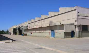 Imagem: 20 banheiro, 100 vagas na garagem, 58834M²