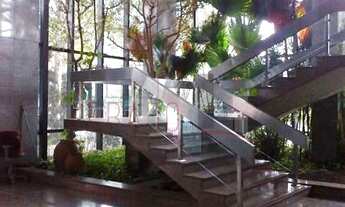 Imagem 2: 20 banheiro, 82 vagas na garagem, 6860M² de Área Construída, 6860M² de Área Total