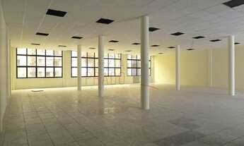 Imagem 2: 8 banheiro, 22 vagas na garagem, 2222M² de Área Construída, 2222M² de Área Total