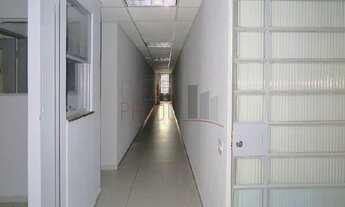 Imagem 4: 8 banheiro, 22 vagas na garagem, 2222M² de Área Construída, 2222M² de Área Total