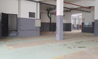 Imagem 3: 10 banheiro, 10 vagas na garagem, 2600M² de Área Construída, 2600M² de Área Total