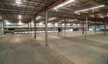 Imagem 2: 10 banheiro, 1 vaga na garagem, 2951M² de Área Construída, 2951M² de Área Total