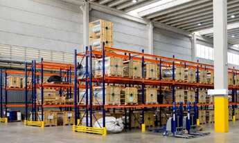 Imagem 6: 2 banheiro, 1 vaga na garagem, 1642M² de Área Construída, 1642M² de Área Total