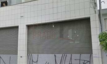 Imagem: 3 banheiro, 5 vagas na garagem, 320M² de