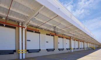 Imagem: 20 banheiro, 80 vagas na garagem, 39664M²