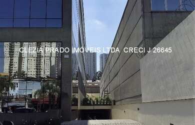 Imagem 2: 10 banheiro, 30 vagas na garagem, 4400M² de Área Construída, 4400M² de Área Total