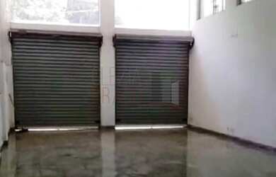 Imagem 5: 4 banheiro, 4 vagas na garagem, 200M² de Área Construída, 200M² de Área Total