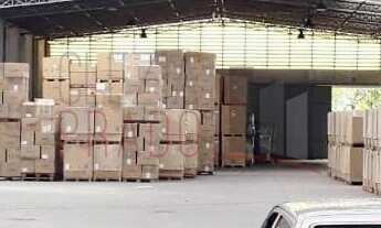 Imagem 2: 2 banheiro, 1 vaga na garagem, 1800M² de Área Construída, 1800M² de Área Total