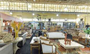 Imagem 2: 8 banheiro, 10 vagas na garagem, 3570M² de Área Construída, 3570M² de Área Total