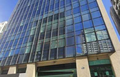 Imagem 2: 3 banheiro, 6 vagas na garagem, 419M² de Área Construída, 419M² de Área Total