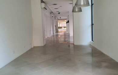 Imagem 5: 3 banheiro, 6 vagas na garagem, 419M² de Área Construída, 419M² de Área Total