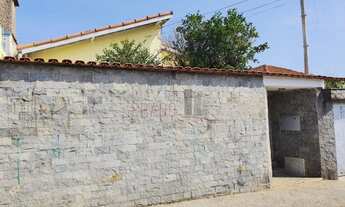 Imagem 2: 4 dormitórios, 1 suítes, 2 banheiro, 2 vagas na garagem, 300M² de Área Construída