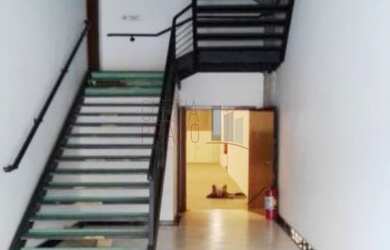 Imagem 6: 2 banheiro, 7 vagas na garagem, 1648M² de Área Construída, 1648M² de Área Total