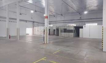 Imagem: 2 banheiro, 10 vagas na garagem, 2282M²