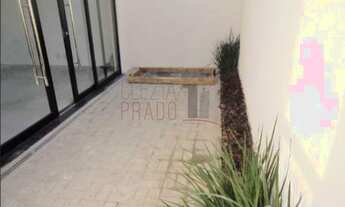 Imagem 4: 2 banheiro, 4 vagas na garagem, 450M² de Área Construída, 450M² de Área Total