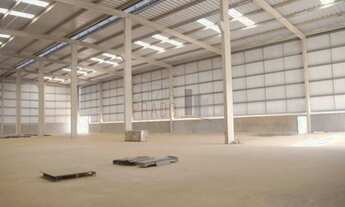 Imagem: 4 banheiro, 50 vagas na garagem, 4882M²