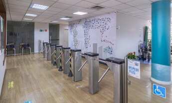 Imagem 4: 10 banheiro, 40 vagas na garagem, 4600M² de Área Construída, 4600M² de Área Total