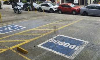 Imagem 4: 8 vagas na garagem, 1556M² de Área Construída, 1556M² de Área Total