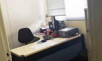 Imagem 3: 4 banheiro, 5 vagas na garagem, 460M² de Área Construída, 460M² de Área Total