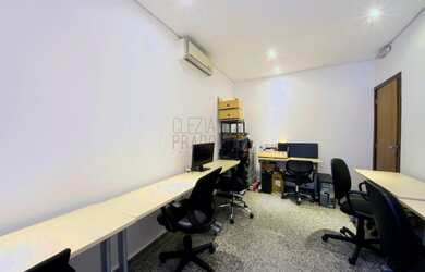 Imagem 5: 5 banheiro, 14M² de Área Construída, 14M² de Área Total