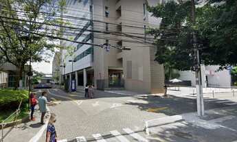 Imagem: 4 banheiro, 12 vagas na garagem, 457M²