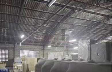 Imagem 2: 2 banheiro, 1 vaga na garagem, 1800M² de Área Construída, 2400M² de Área Total