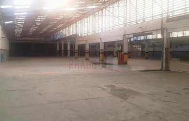 Imagem 7: 5 banheiro, 20 vagas na garagem, 1700M² de Área Construída, 1700M² de Área Total