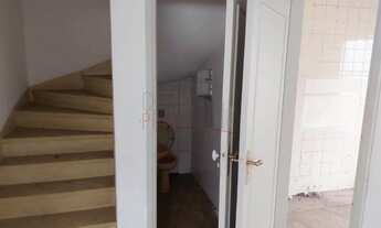 Imagem 5: 3 dormitórios, 2 banheiro, 3 vagas na garagem, 200M² de Área Construída, 200M² de Área Tot