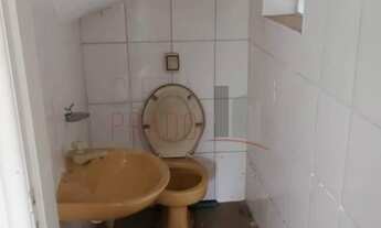 Imagem 7: 3 dormitórios, 2 banheiro, 3 vagas na garagem, 200M² de Área Construída, 200M² de Área Tot