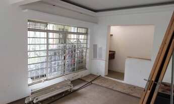 Imagem 6: 3 dormitórios, 2 banheiro, 3 vagas na garagem, 200M² de Área Construída, 200M² de Área Tot