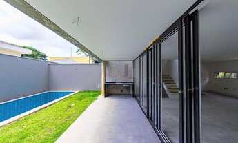 Imagem 5: 4 dormitórios, 4 suíte, 6 banheiro, 4 vagas na garagem, 450M² de Área Construída