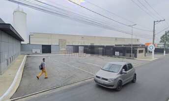 Imagem 2: 5 banheiro, 10 vagas na garagem, 3700M² de Área Construída, 3700M² de Área Total