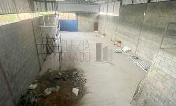 Imagem 3: 3 banheiro, 5 vagas na garagem, 380M² de Área Construída, 380M² de Área Total