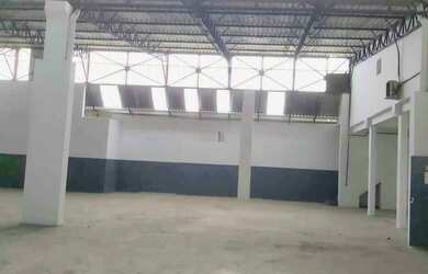 Imagem 3: 4 banheiro, 2 vagas na garagem, 1350M² de Área Construída, 1350M² de Área Total