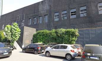 Imagem: 10 banheiro, 10 vagas na garagem, 1000M²