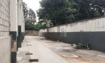 Imagem 3: 2 banheiro, 5 vagas na garagem, 2000M² de Área Construída, 2000M² de Área Total