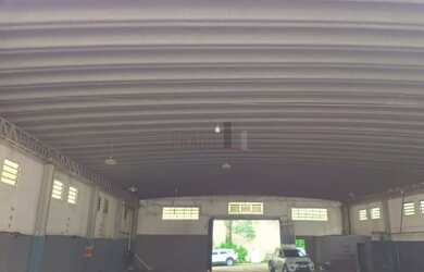 Imagem 2: 2 banheiro, 2 vagas na garagem, 1019M² de Área Construída, 1019M² de Área Total