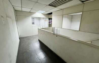 Imagem 5: 10 banheiro, 10 vagas na garagem, 1200M² de Área Construída, 1200M² de Área Total