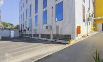 Imagem: 10 banheiro, 10 vagas na garagem, 2116M²