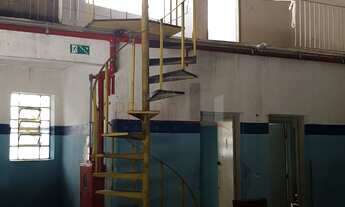 Imagem 2: 5 banheiro, 10 vagas na garagem, 2600M² de Área Construída, 2600M² de Área Total