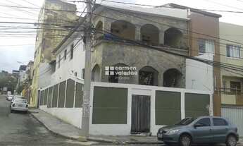 Imagem: Casa ampla à venda na Pituba